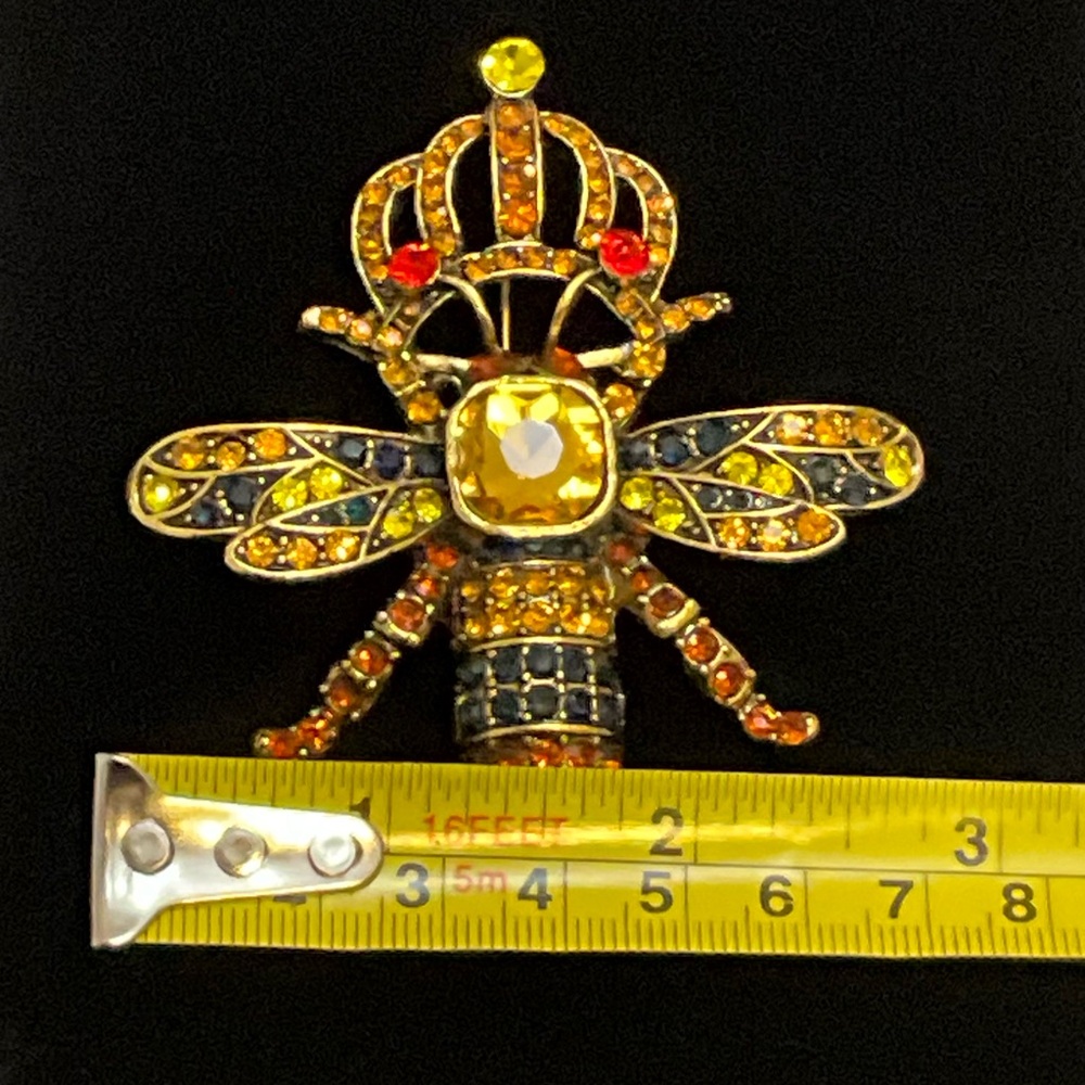 Crown Bee Brooch Pin with Rhinestones - Picture 6 of 9